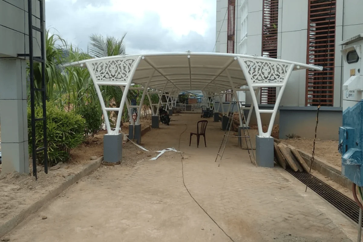 Simulasi Riil Biaya Pasang Tenda Membrane Carport Ukuran 4x6 Meter
