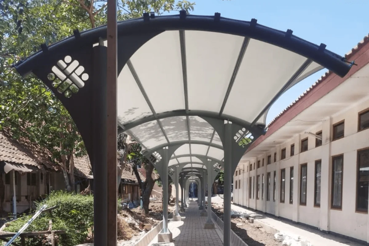 Mengapa Tenda Membrane Bisa Bocor Setelah 3 Tahun? Kenali Titik Lemahnya